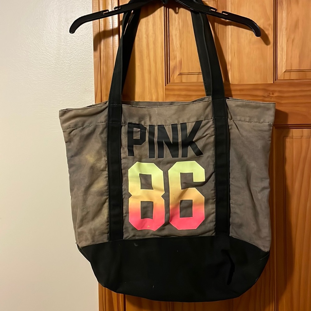 Pink tote